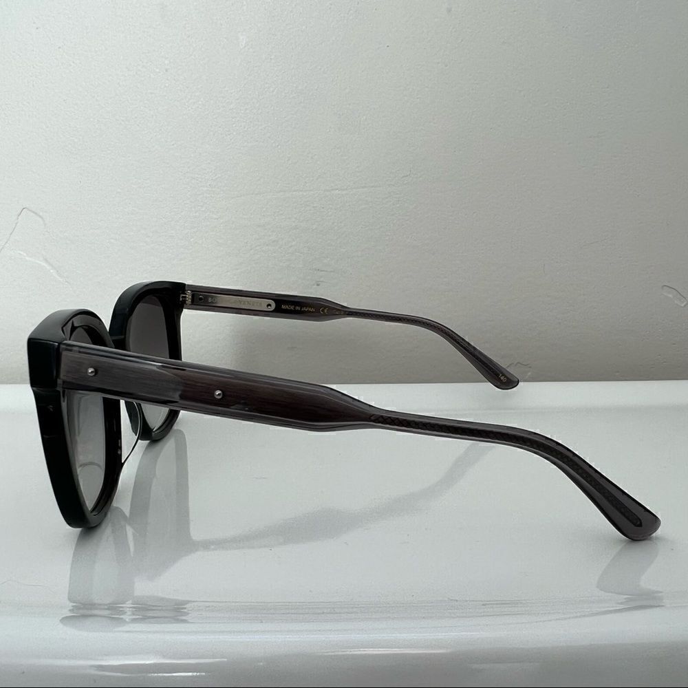 NWOTâBottegaâVenetta Sunglassesâunisex.âGrey/smoke.â100%âauthenticâdesigner. - Picture 11 of 16